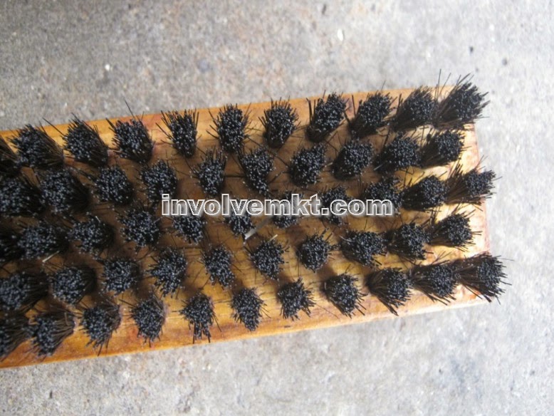 Involve Marketing Staple Set Brush with Wooden Base Industrial Brush