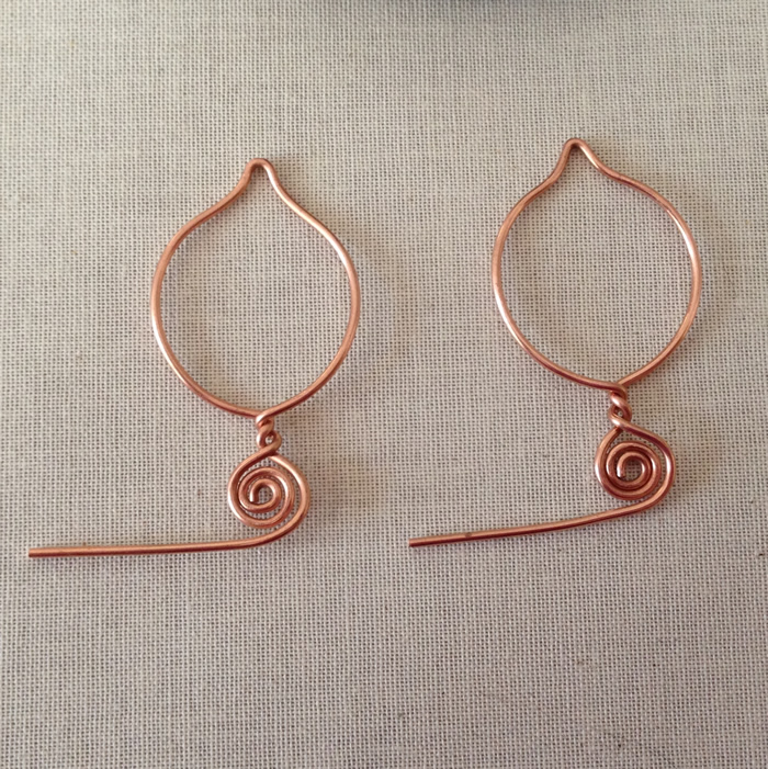 Free Earring Tutorial from my most popular Pinterest Pin - Lisa Yang's Jewelry Blog