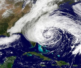 Hurricane Sandy 85 miles south-southeast of New York City 