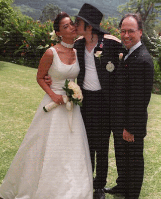 Kptallat a kvetkezre: „michael jackson at wedding 1997 helena”