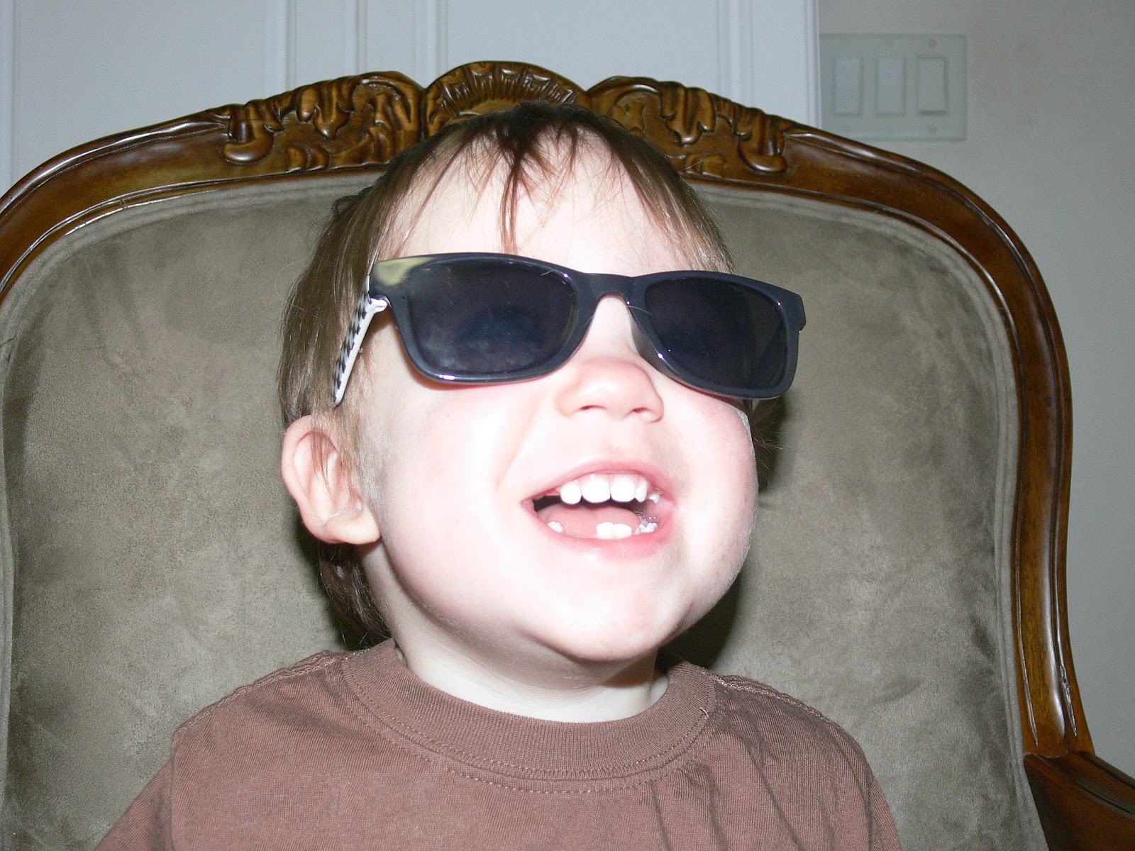 Indoor Fun with Sunglasses Capri + 3