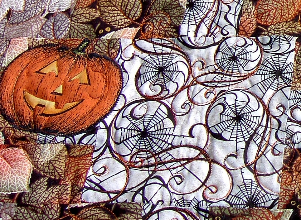 Another Mary Ann Custom Machine Quilting Halloween wall hanging