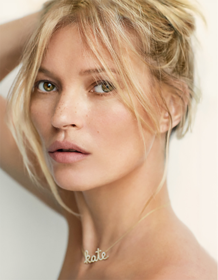 Kate Moss for Vogue UK December 2014 photographed by Mario Testino styled by Lucinda Chambers Kate Moss for Vogue UK December 2014 photographed by Mario Testino styled by Lucinda Chambers