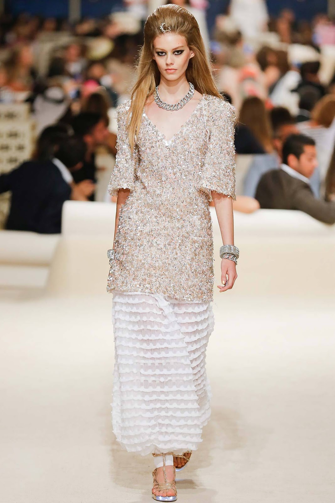 chanel cruise 2015 dubai visual optimism; fashion editorials, shows