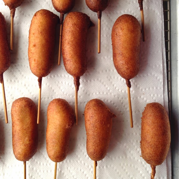 Food Pusher Pancake Sausage Dogs (on a Stick)