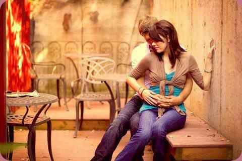Couple Fall in Love Display Pictures for Facebook | Download HD Wallpapers