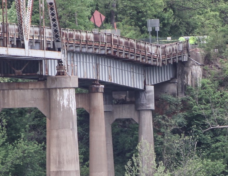 Mark D. McCoy Photography Ledbetter Bridge Progression of Collapse
