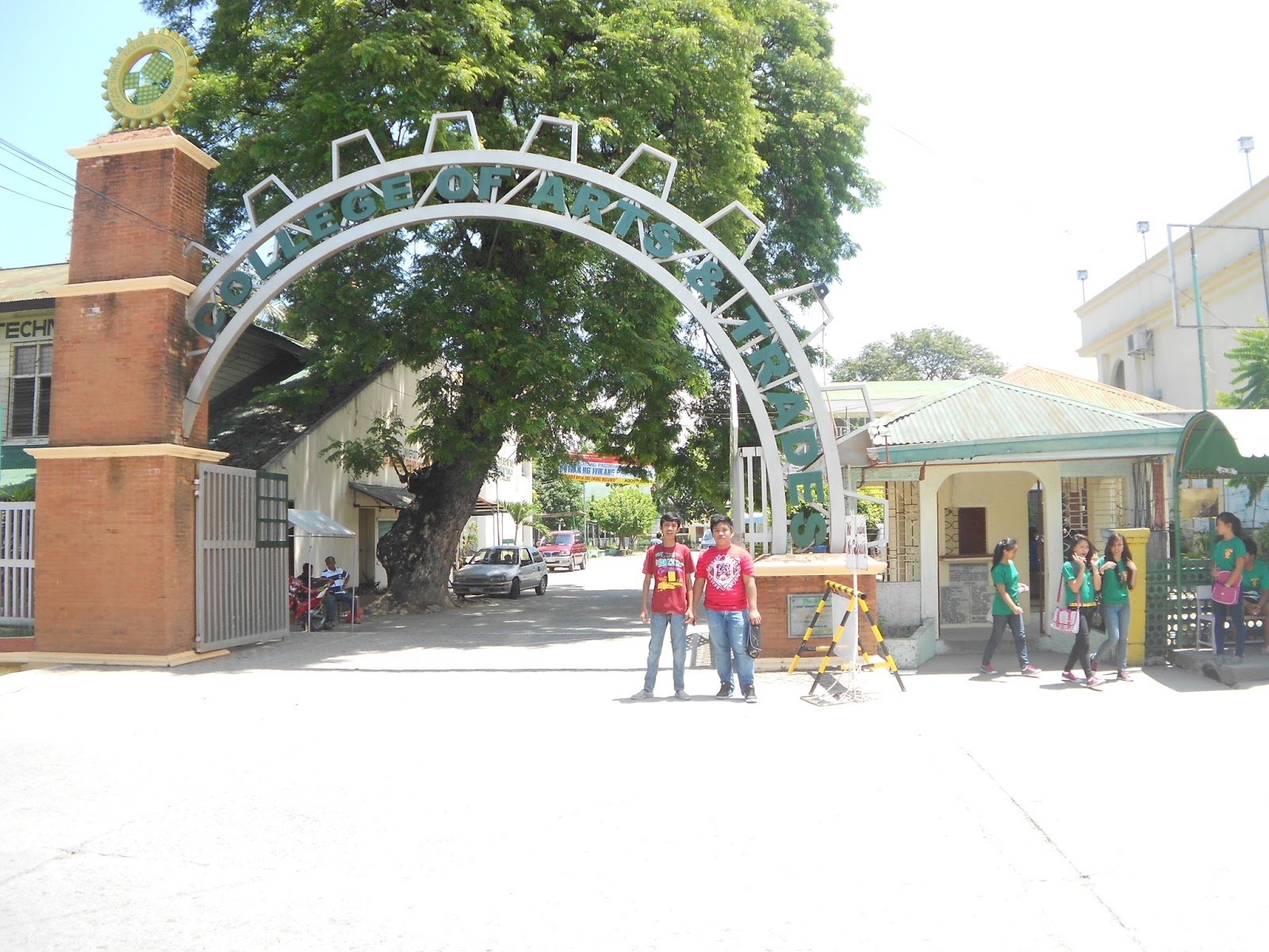 5 Famous Schools of Laoag