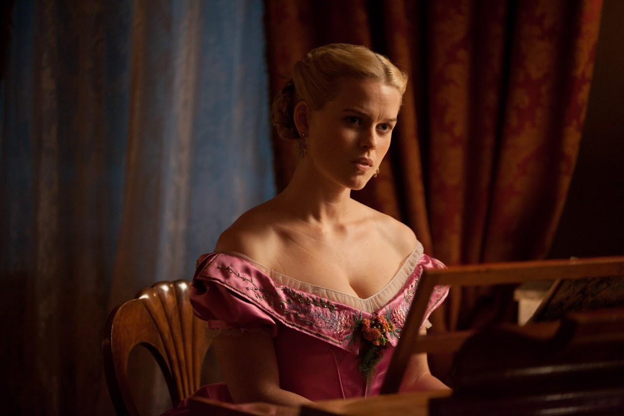 http://3.bp.blogspot.com/-tJjgEv-SUZw/TnRcEz7ScmI/AAAAAAAAEuE/umpRtSbjjJU/s1280/Alice_Eve.jpg