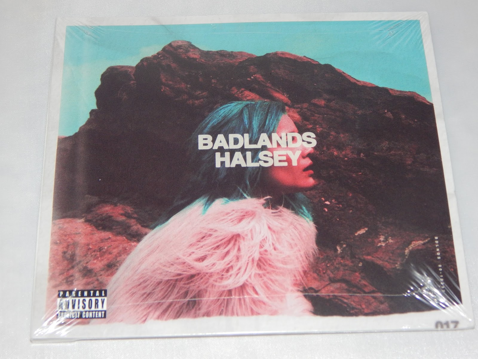 Badlands Deluxe Halsey