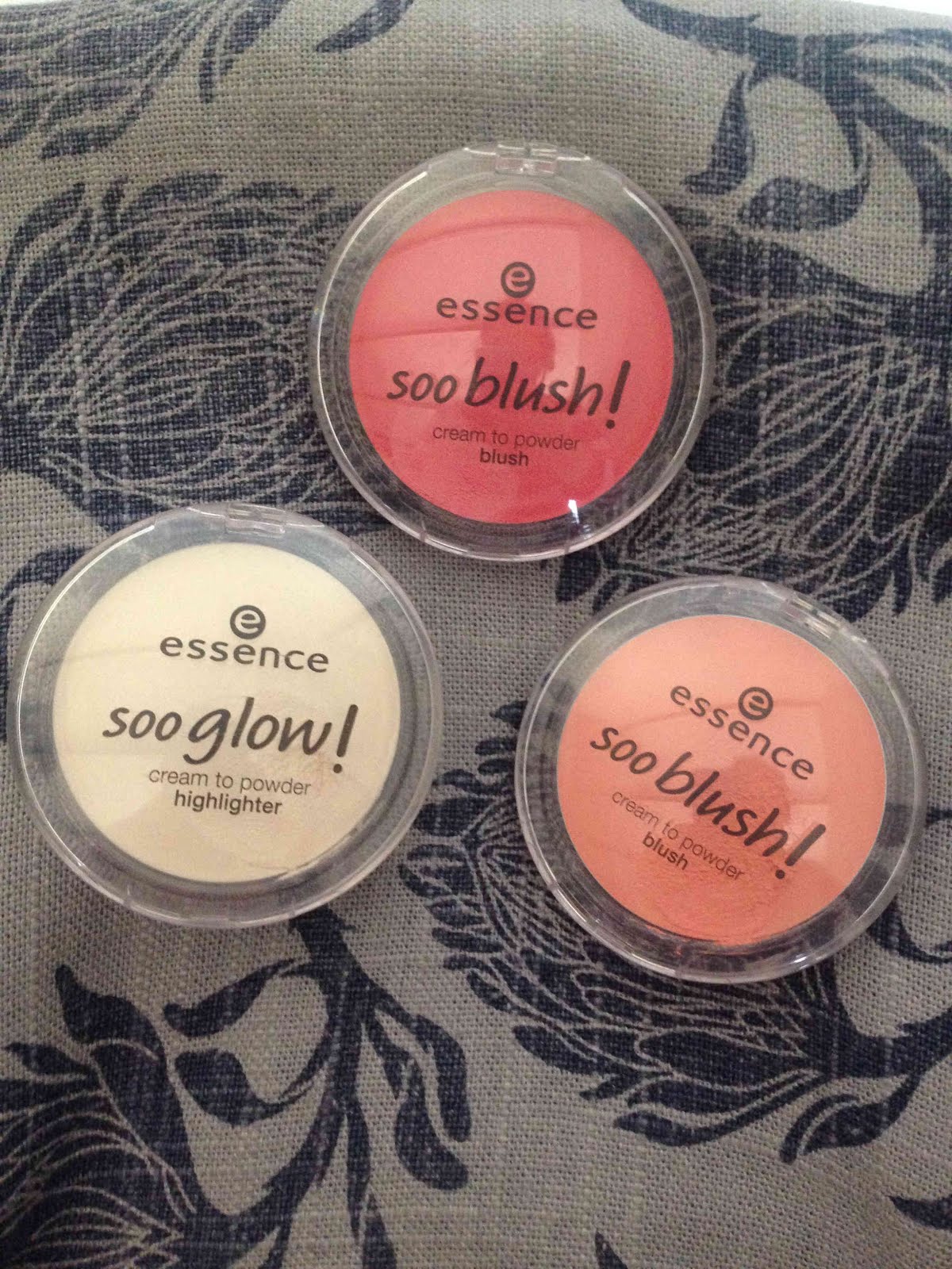 Melanie's Nook Review Essence Cream to Powder Blush and highlighter
