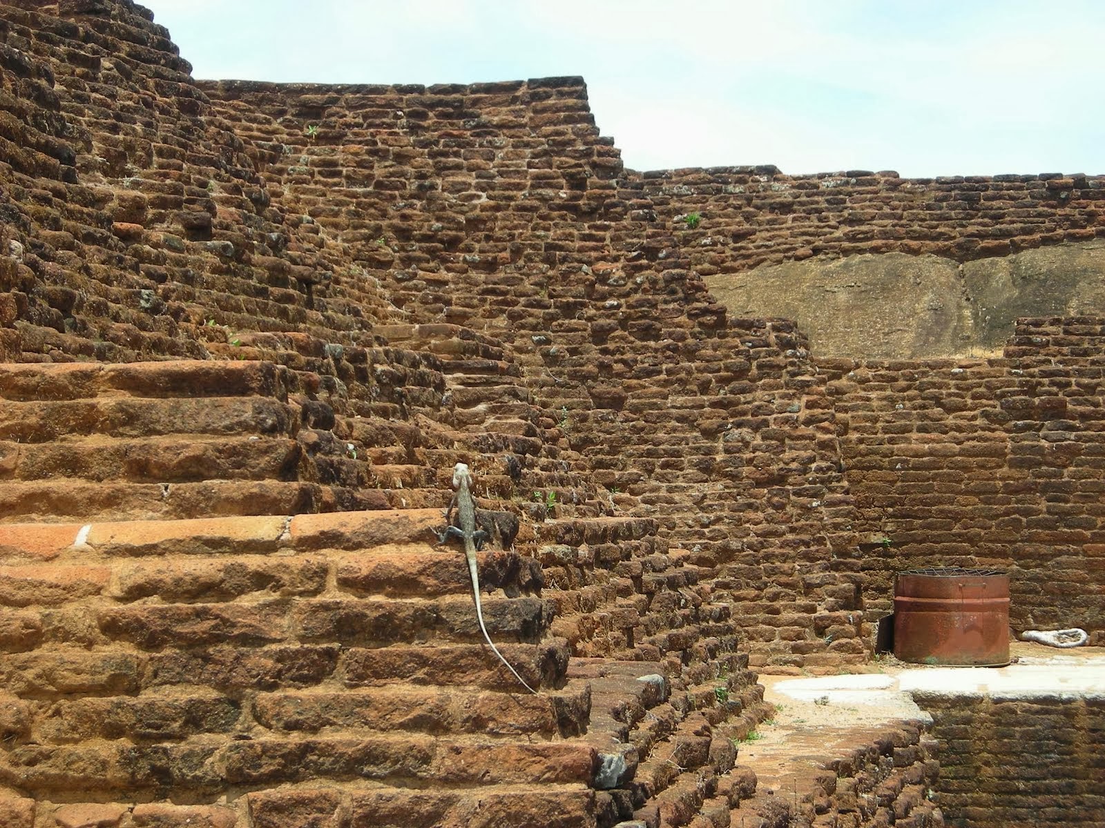 Sigiriya Dışa vurum &amp; Yaratım süreci