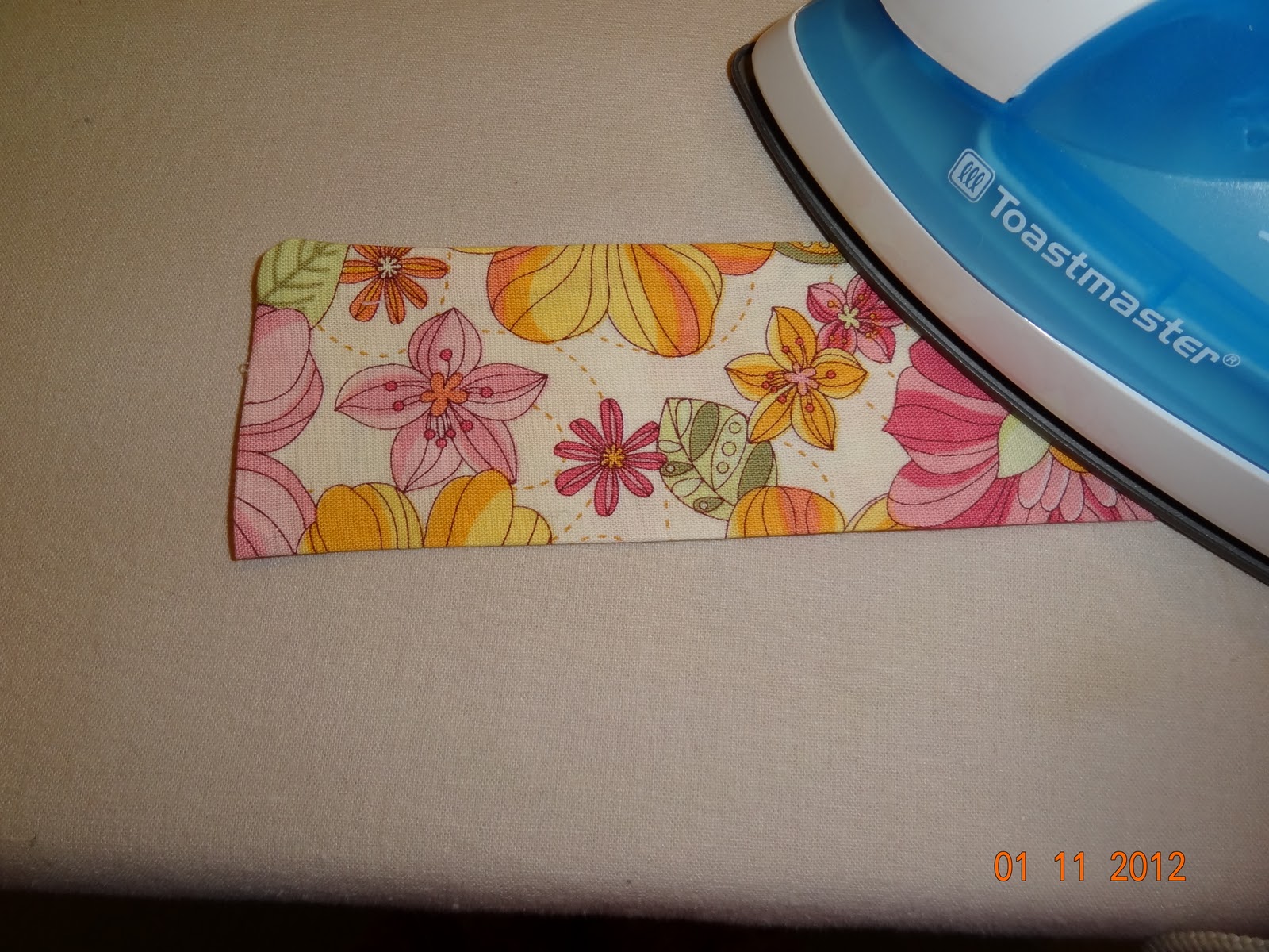 Sew Fabulously Pink! Temple (garment) Bag Tutorial