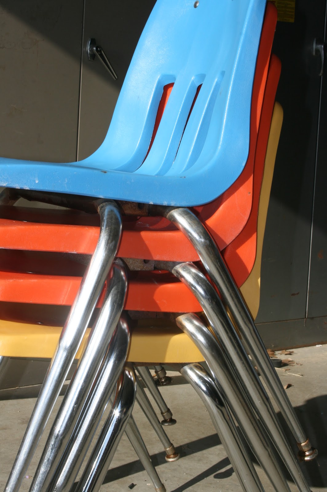 Feed the Birdies Removing rust from chrome school chairs for a cute