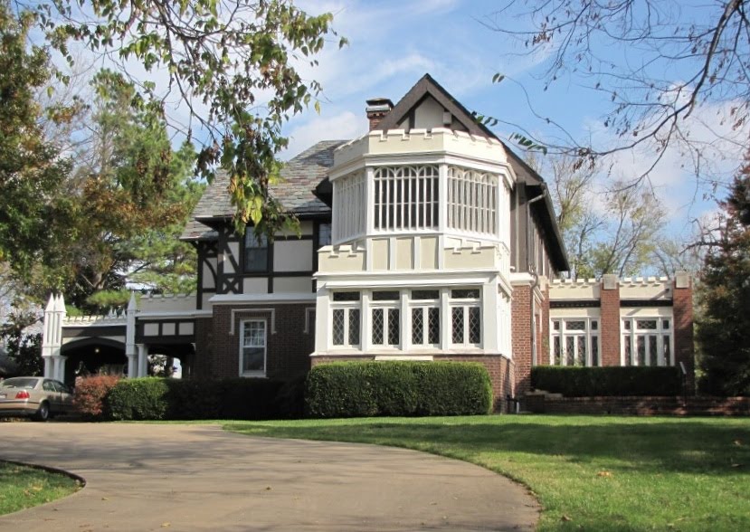 Paisley Curtain Historic houses of Tulsa