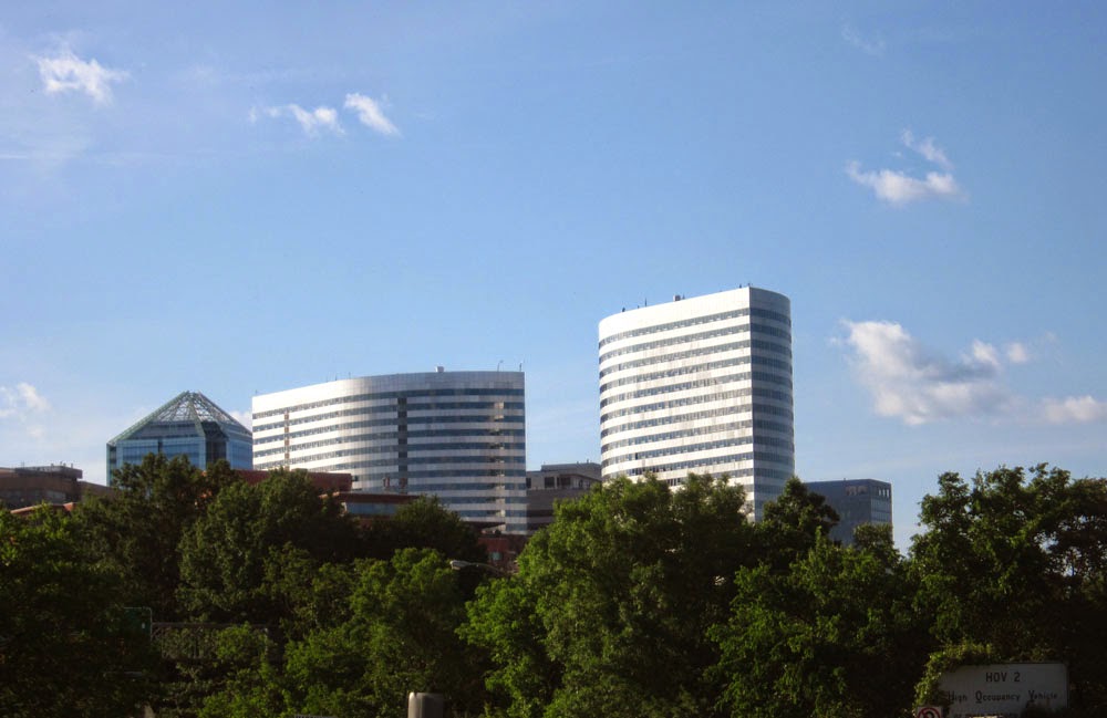 Ode Street Tribune Rosslyn mighty force on the Potomac