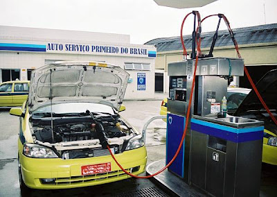 Como puede caer la gasolina en el aceite el inyector