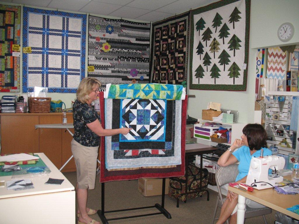 A Quilter's Oasis News ABCD Quilting Class with Designer & Author Kim