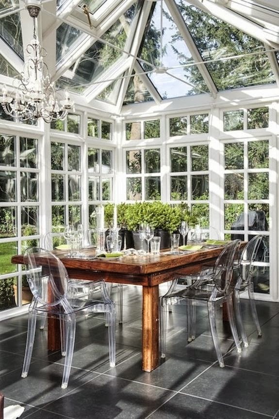 The Ghost Chair by Philippe Stark Decoración Retro