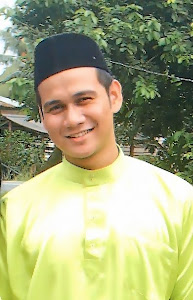 baju sama macam najib kat bawah 2..:)