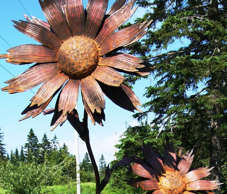 Metal Petals Garden Art Beauty Comes In All Shapes and Sizes....