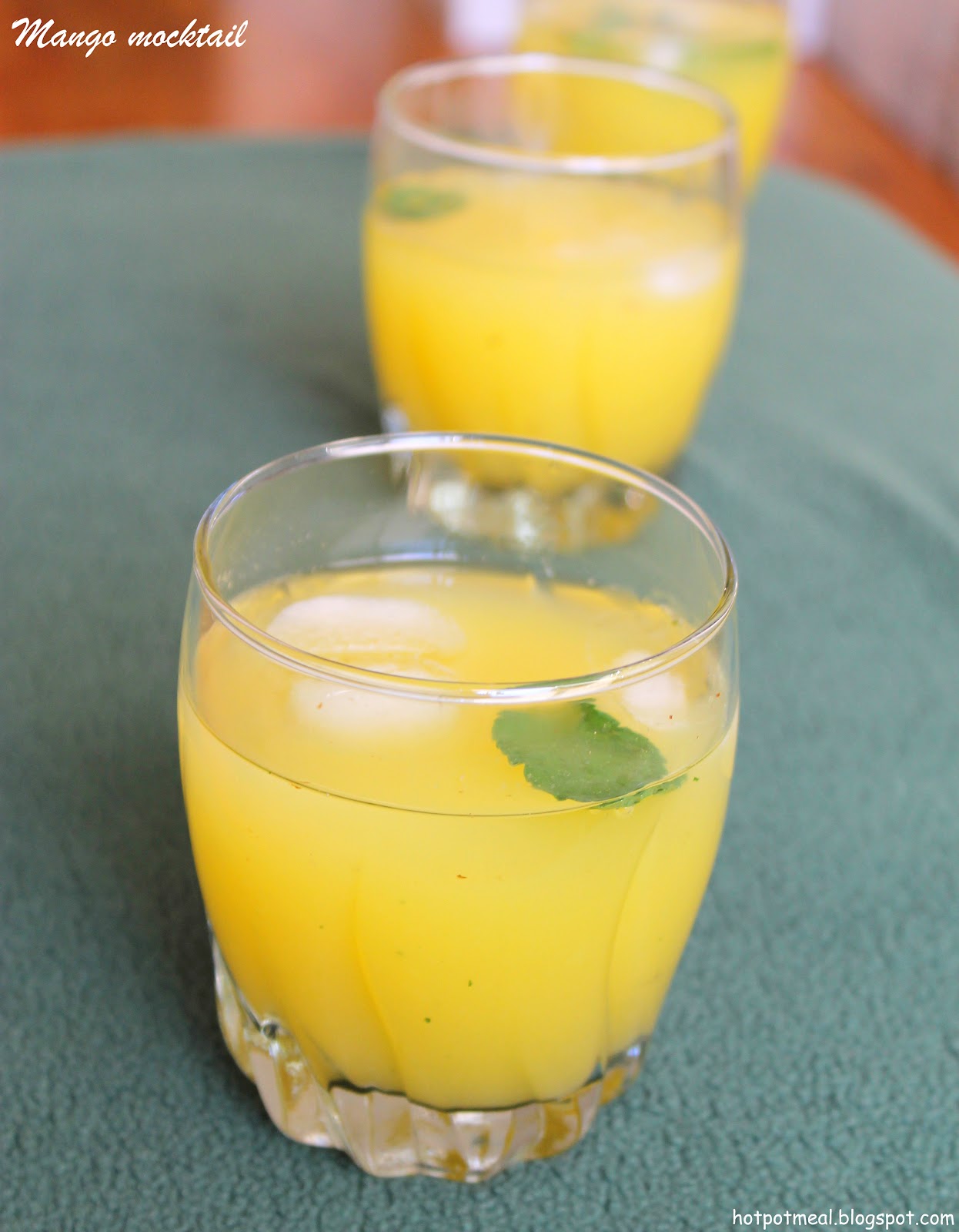 Hot pot cooking Mango mocktail