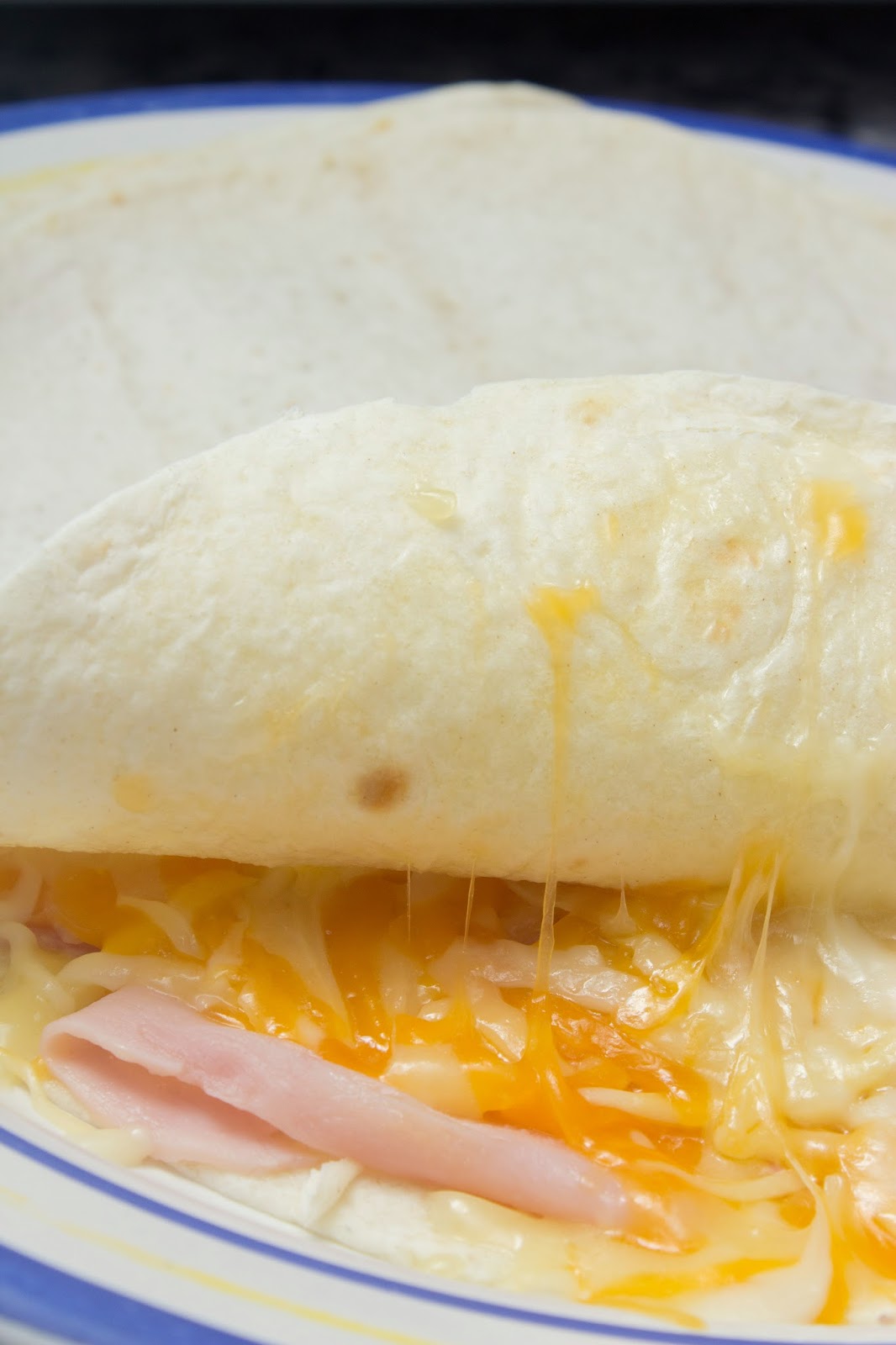 Quesadillas de jamón y 4 quesos al microondas El Baúl de las delicias