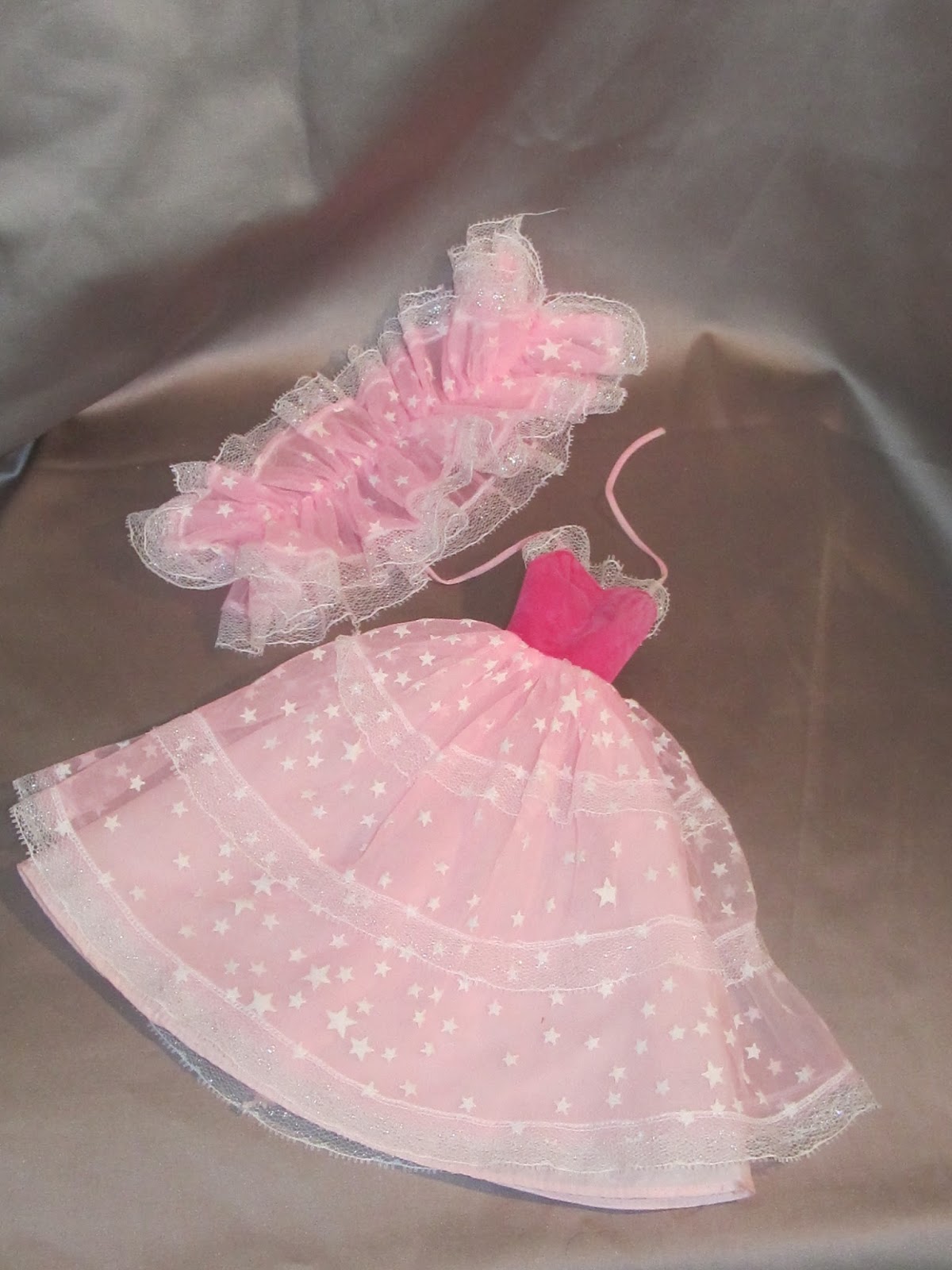 barbie pink dress glowing stars