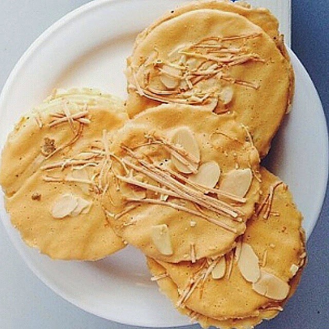 How to Make Almond Cookies Crispy Cheese La Saveur