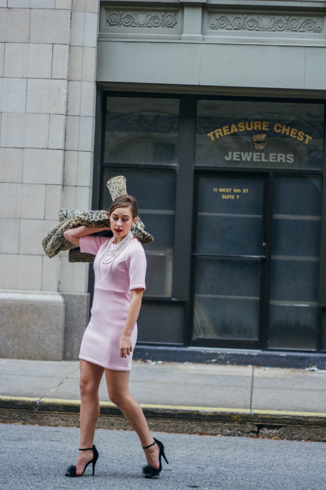 vintage, vintage style, audrey hepburn style, breakfast at tiffany's outfit, modern, pink nasty gal dress, fluffy black heels, retro, film, screenwriting, formal wear, fashion blogger, style blogger, classic look, old hollywood look, hollywood regency outfit,