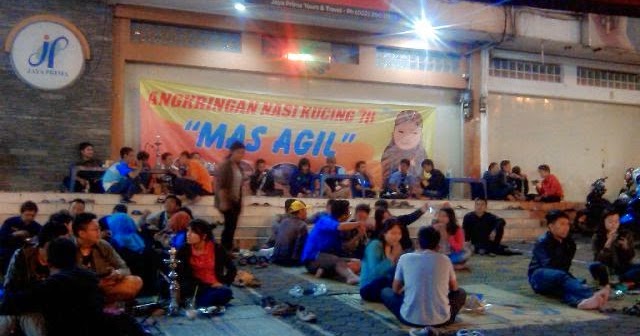 Peluang Usaha Bisnis Modal Kecil Angkringan Nasi Kucing 78