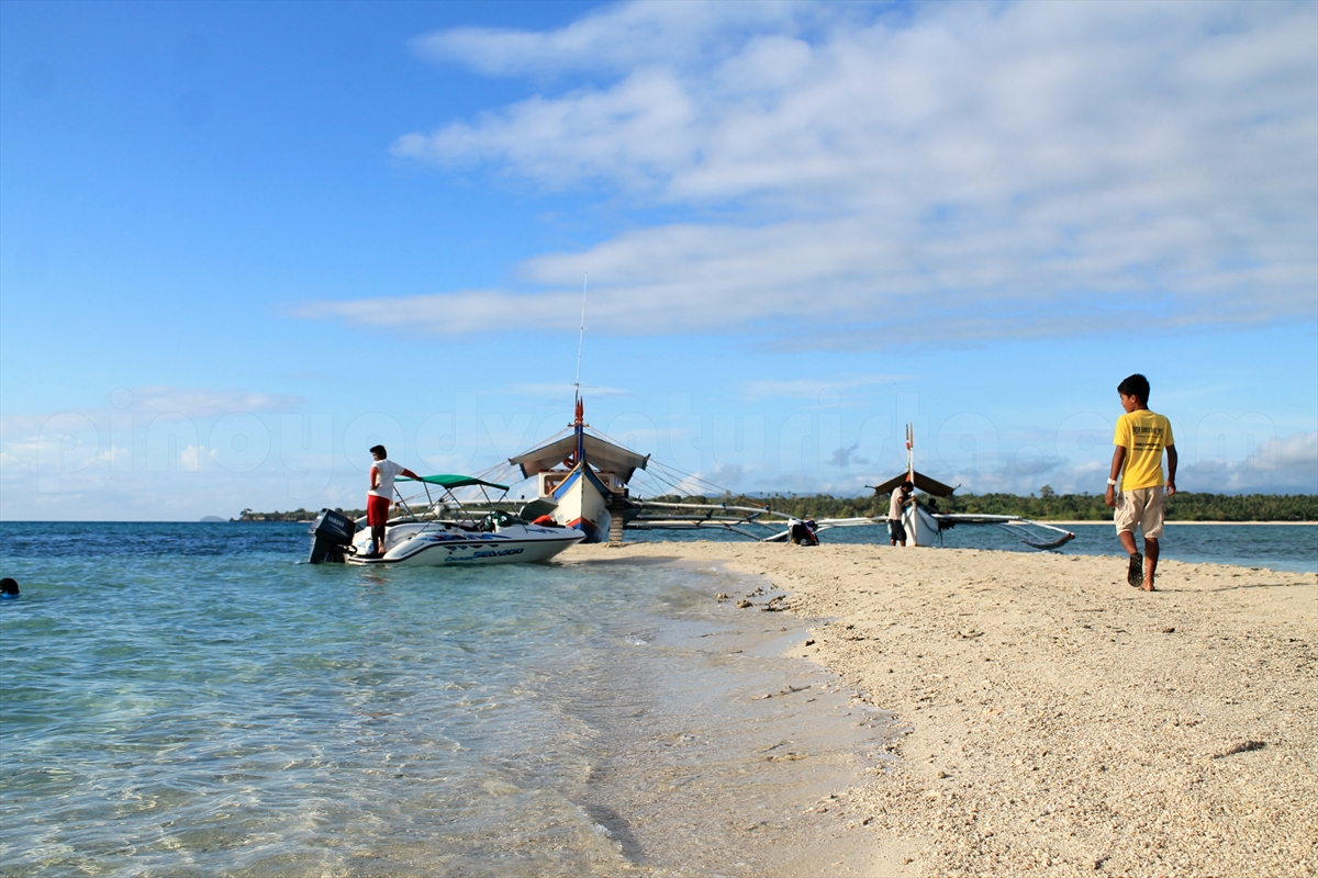 31 Best Things to Do in Marinduque (Island Hopping, Beaches, Waterfalls