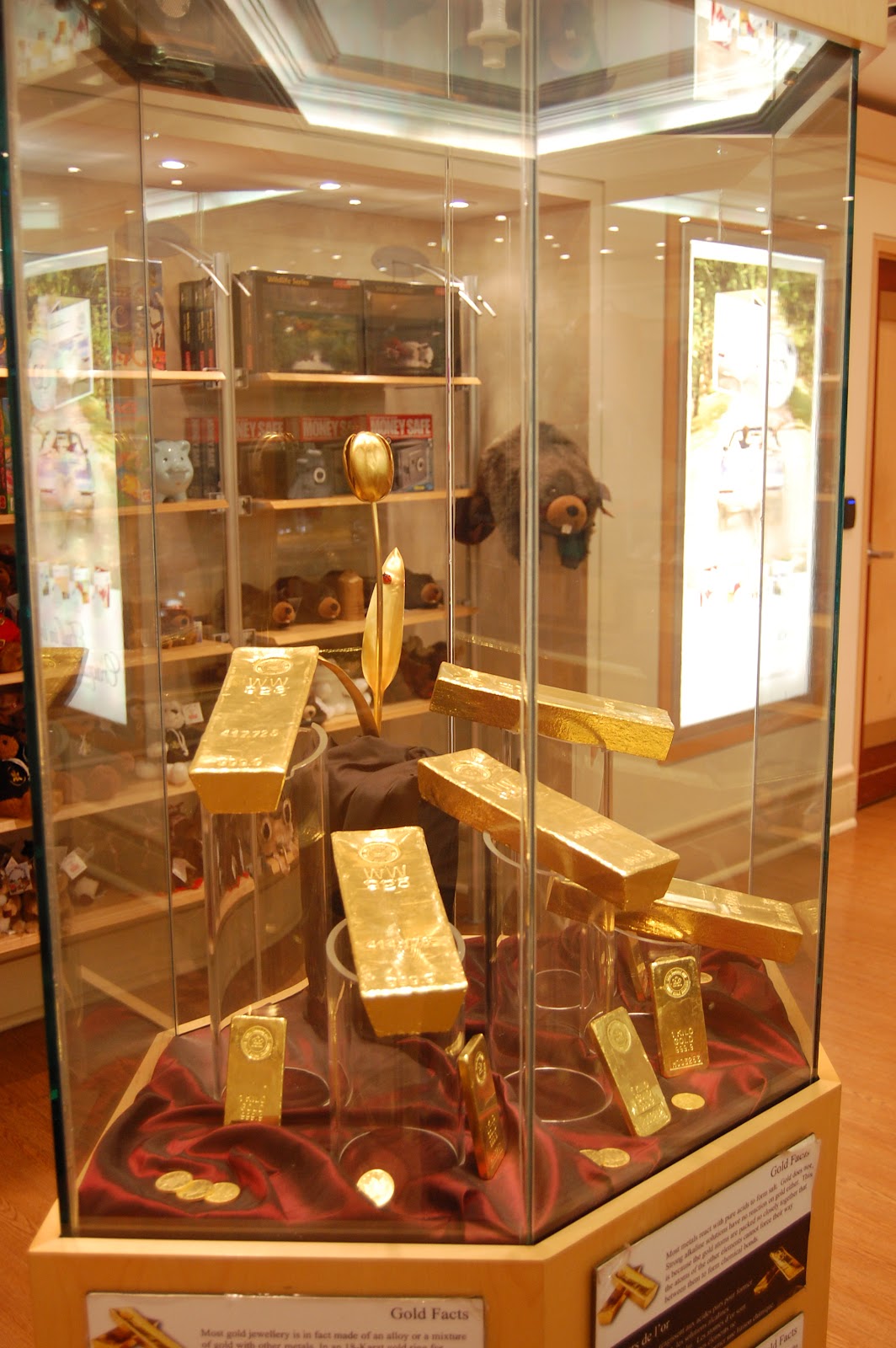 A visit to Royal Canadian Mint, Ottawa 7aum Suvai