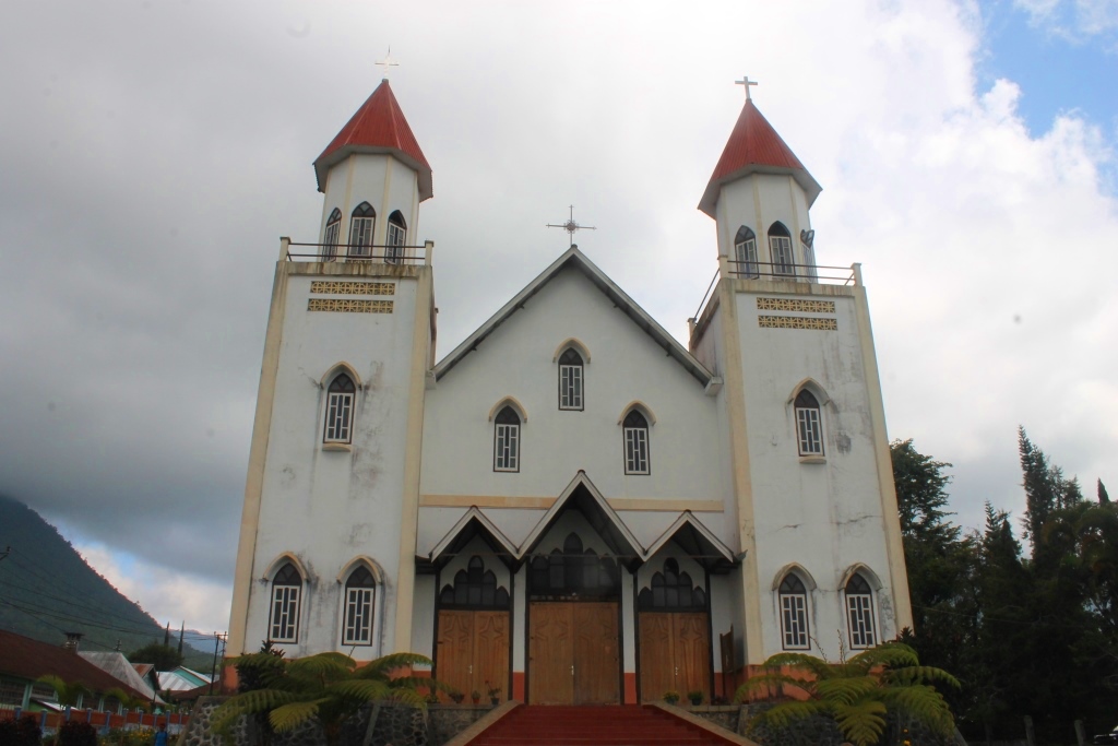 Fotografi Gereja Katolik di Indonesia: Gereja Katedral St. Maria
