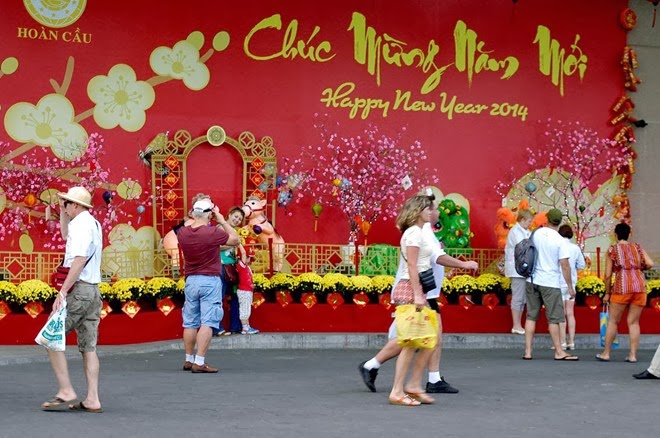 Lunar year biggest festival chung cake making vietnamese Preparing for Tết (Vietnamese Lunar New Year) in Vietnam | Most