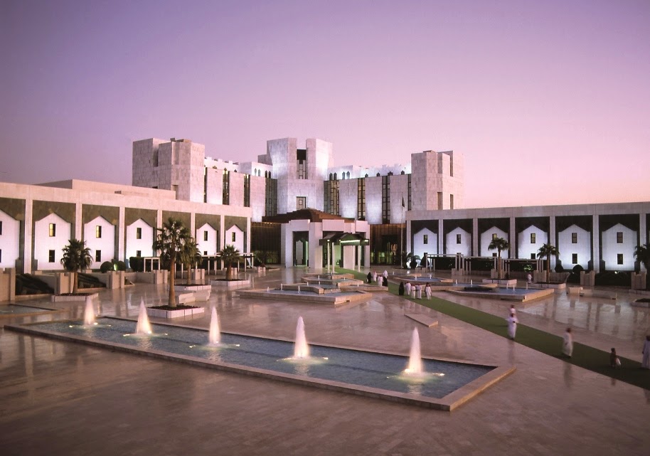 المدير التنفيذي لمستشفى الملك خالد للعيون بالرياض يقدم استقالته ويحدد توقفه عن العمل صحيفة تواتر الالكترونيه