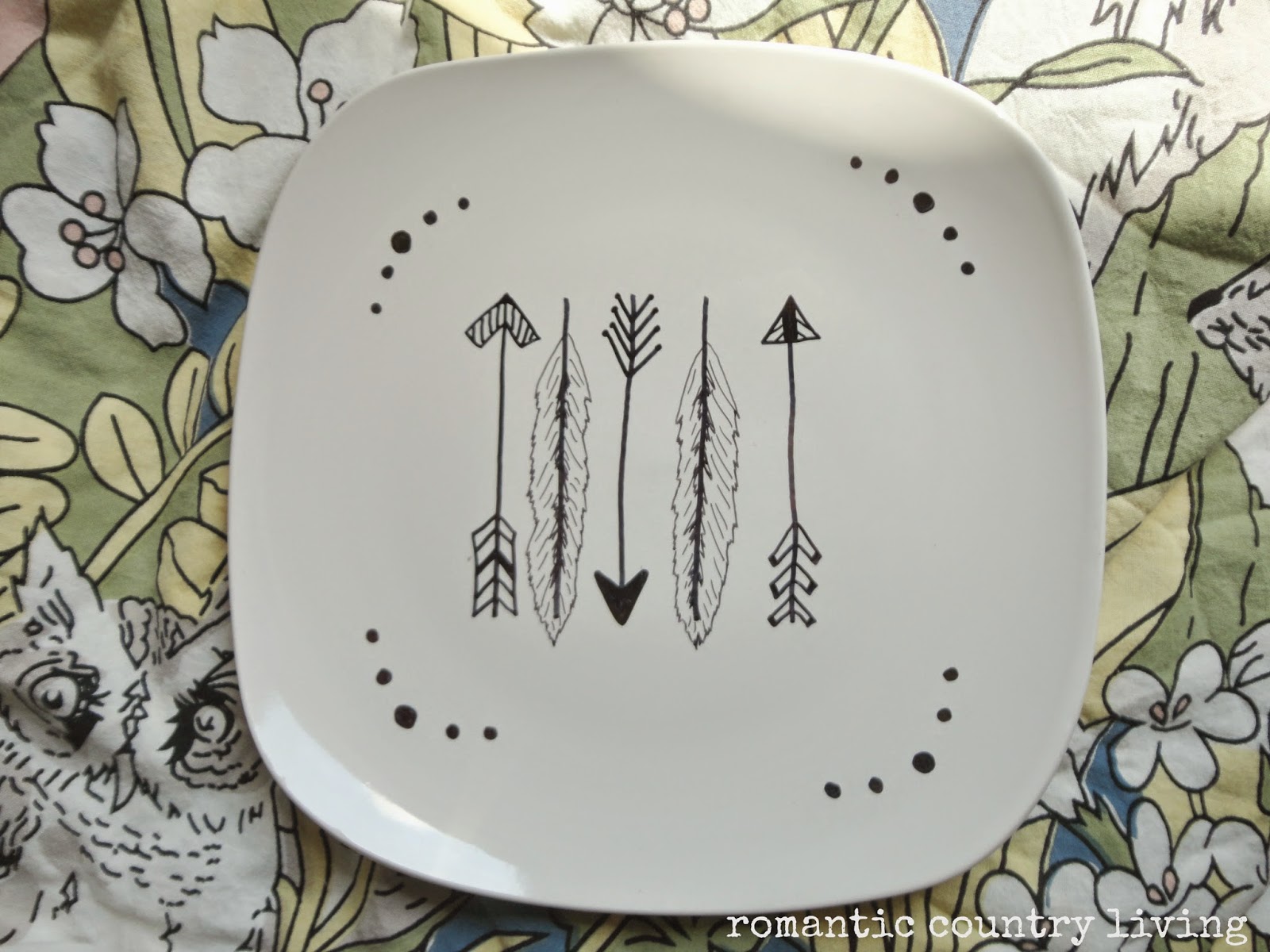 Romantic Country Living DIY Sharpie Plates {eclectic style}