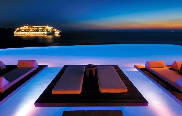 Elegant Summer Vacation in Splendid Cavo Tagoo Resort, Hellas (Greece) Elegant Summer Vacation in Splendid Cavo Tagoo Resort, Hellas (Greece)