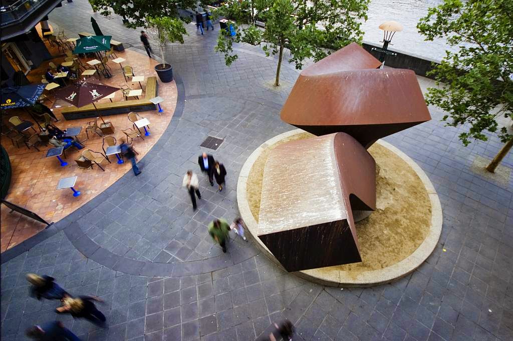 Public sculpture in Melbourne Dervish by Clement Meadmore