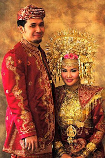 Pakaian Adat Minangkabau Pakaian Adat Minangkabau