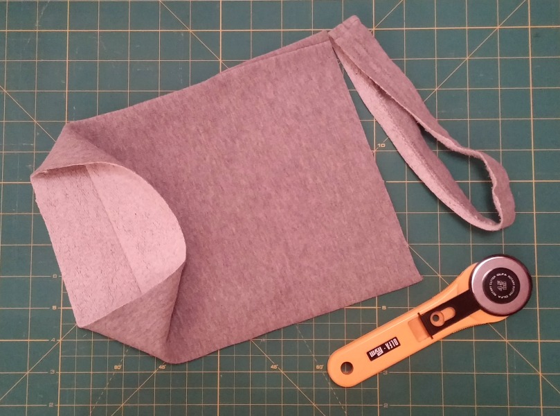 Ella & Nesta's Little Room DIY Tutorial for Recycled Fabric Vase