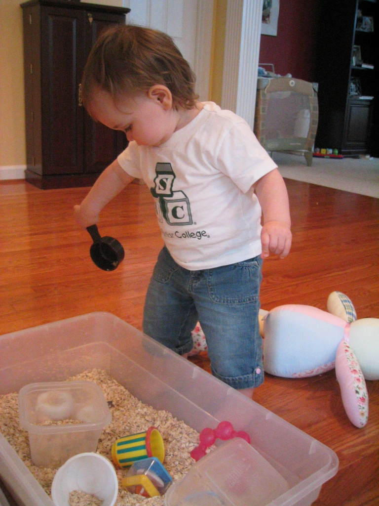 Pink and Green Mama * Sensory Boxes 101 Tips and Inspiration How To Make A Sensory Box, Theme