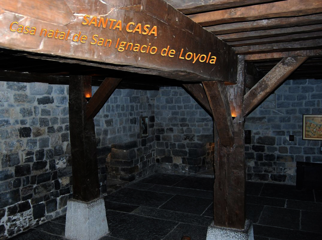 Cajón de I. Guijarro S.: CASA NATAL DE SAN IGNACIO DE LOYOLA