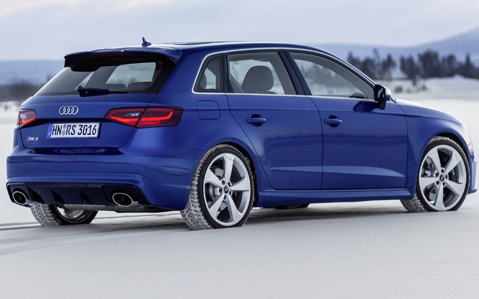 Audi-RS3-2015-Azul-Sepang%2B(7).jpg