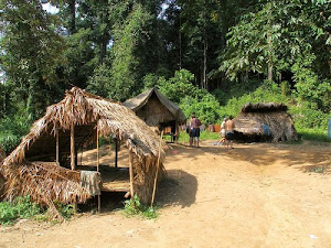 SEKITAR PENEMPATAN ASLI BATEK