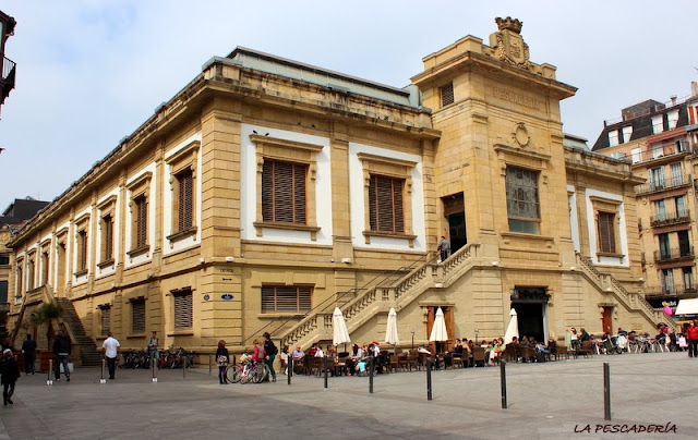 Mercado de la Brecha en Donostia