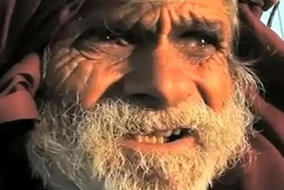 A los 96 años, el padre más viejo del mundo
