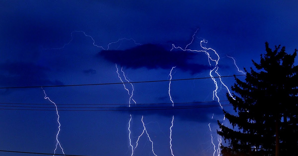 Life's a snapshot Plenty of lightning, but no rain