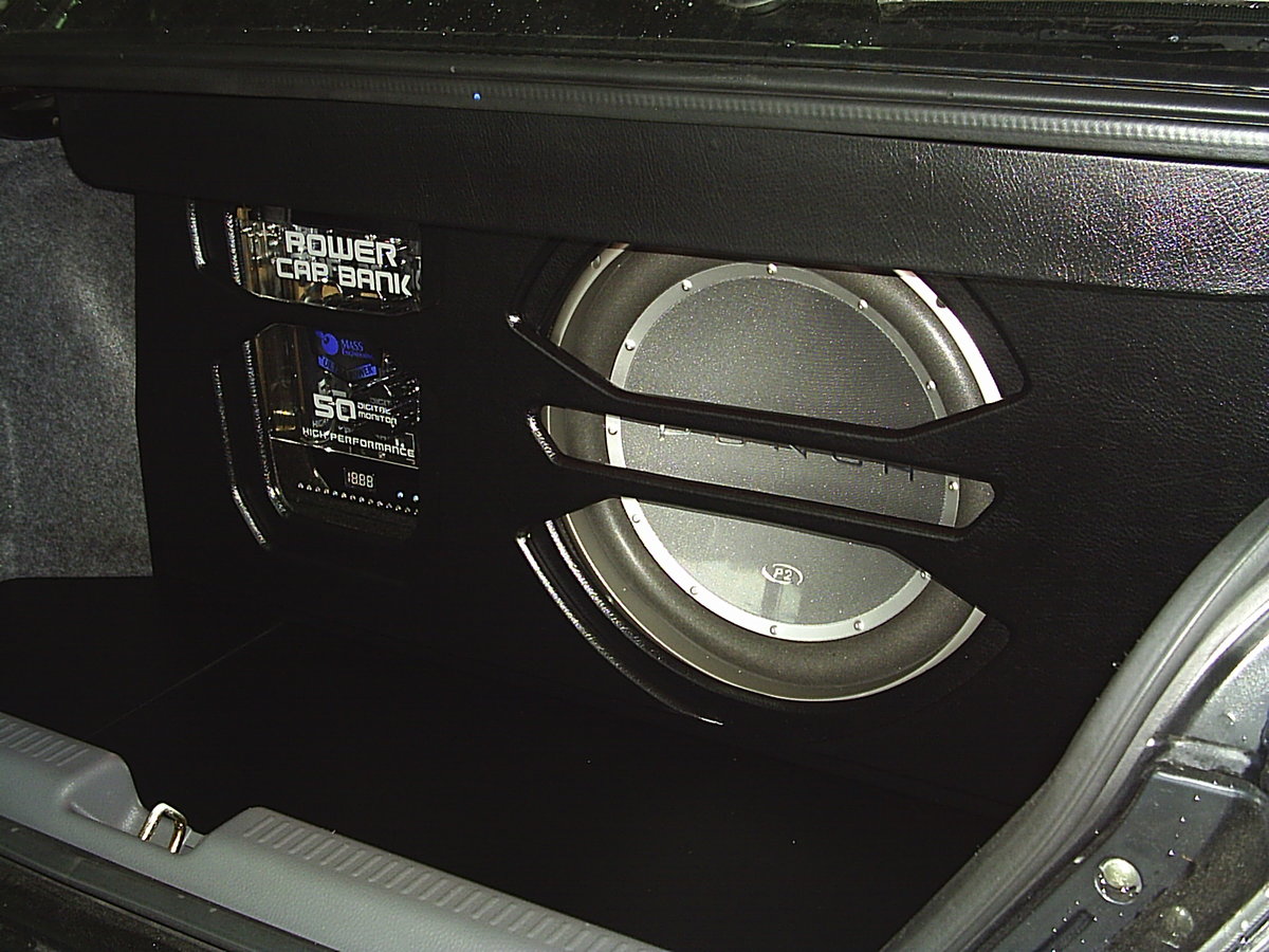 EB AUDIO m/evolution 8 car audio install...