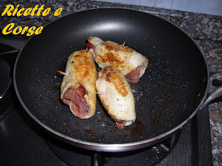 Involtini di Petti di Pollo con Prosciutto Crudo e Rosmarino